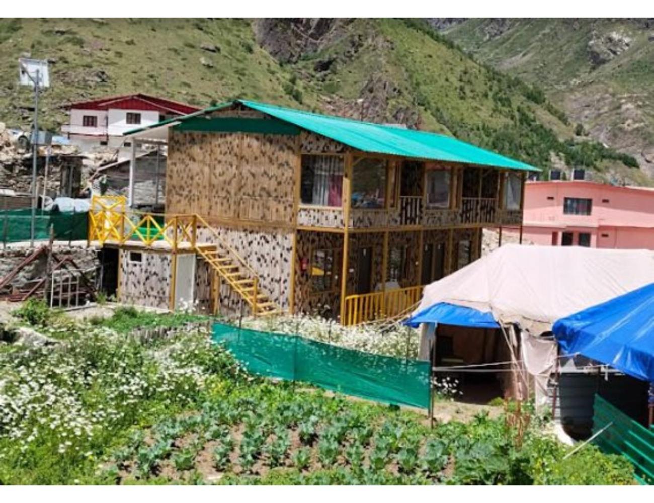 Badriville Resort, Badrinath Eksteriør billede